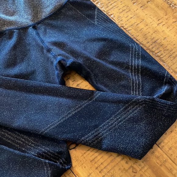 Athleta Twilight Tight Sparkle Seamless Leggings Navy Blue XS - Picture 5 of 5